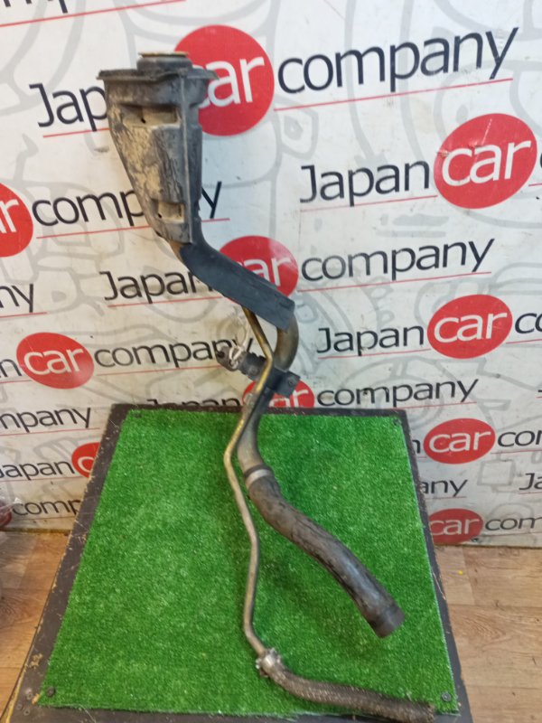 Горловина топливного бака Toyota Corolla 1992-2001 E11 77201-12500 контрактная