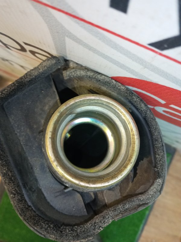 Горловина топливного бака Toyota Corolla E11