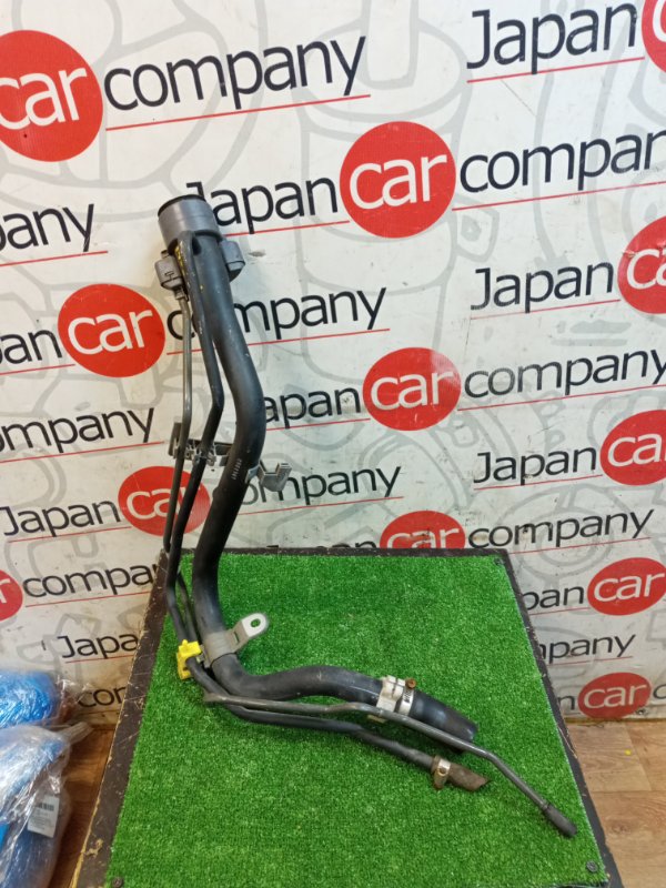 Запчасть горловина топливного бака Toyota Corolla 2005-2015 E15 7720112790 контрактная Горловина топливного бака Toyota Corolla 2005-2015 E15 7720112790 контрактная