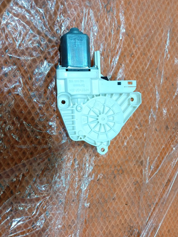 Моторчик A4 IV 2012 B8 CDNB