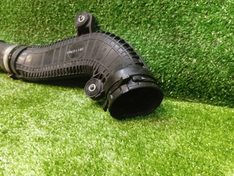 Патрубок Audi Q3 8U CPSA Патрубок Audi Q3 8U CPSA