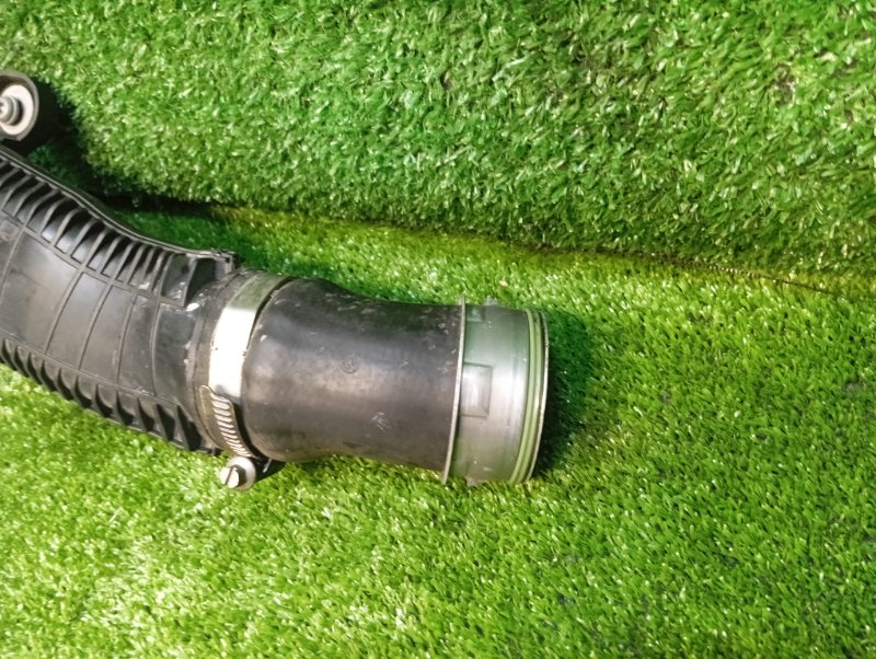 Патрубок Q3 2012 8U CPSA Патрубок Q3 2012 8U CPSA