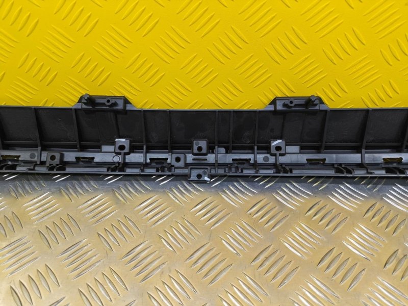 Крепление бампера переднего LX (2017-н.в) 2022