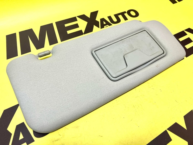 Солнцезащитный козырек правый Grandis NA4W Солнцезащитный козырек правый Grandis NA4W