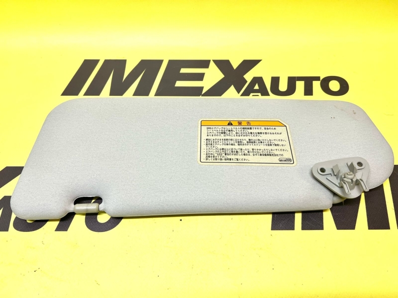 Солнцезащитный козырек правый Grandis NA4W Солнцезащитный козырек правый Grandis NA4W