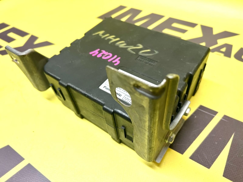 Блок управления ABS Toyota Prius NHW20