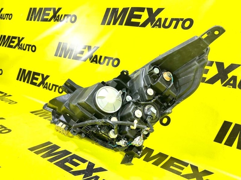 Фара галоген правая Teana J32