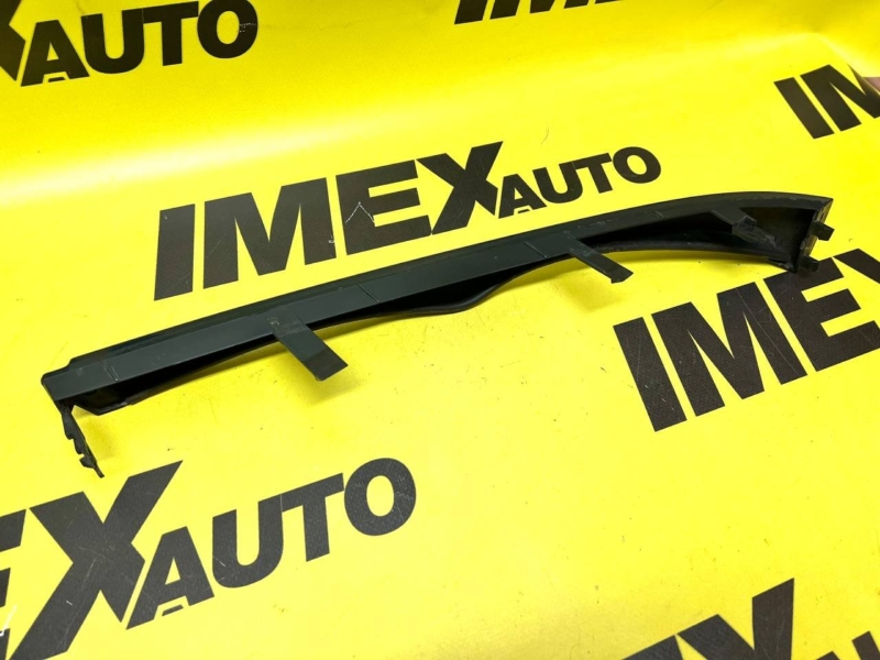 Ресничка фары левая 3 E46