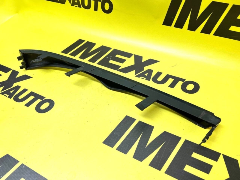 Ресничка фары правая 3 E46