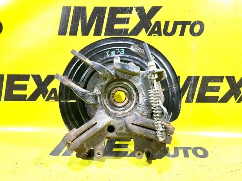 Кулак задний правый Explorer 3 2005 UN152 4.0