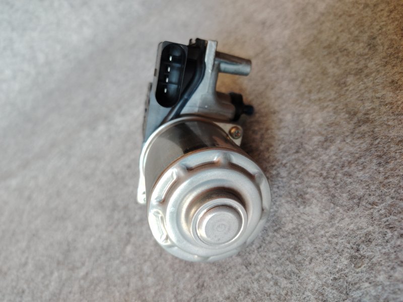 Мотор стеклоочистителя Octavia 13-20