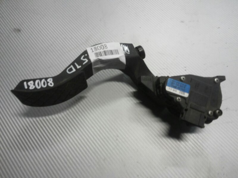 Педаль газа A6 AR 2.5 D Педаль газа A6 AR 2.5 D