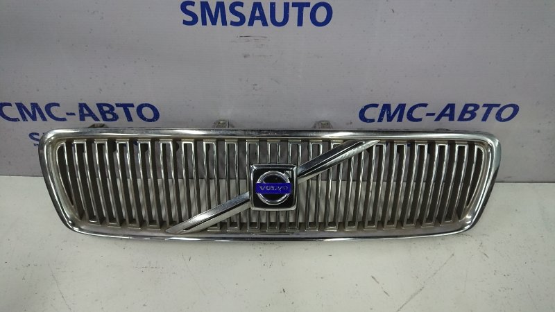 Решетка радиатора Volvo V70 Решетка радиатора Volvo V70