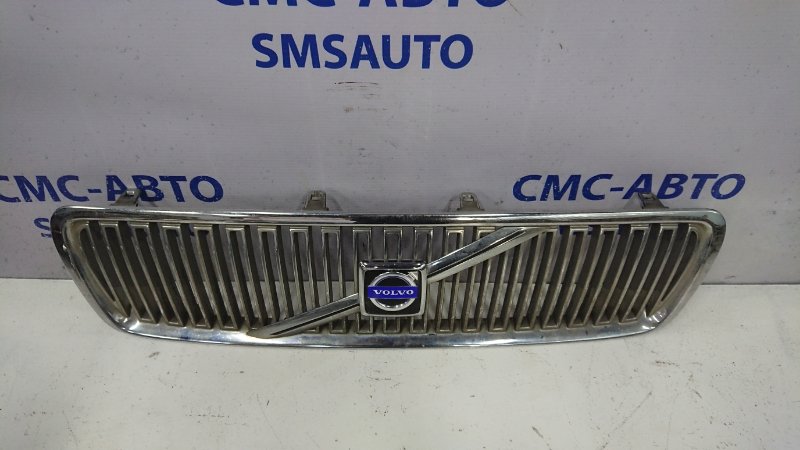 Решетка радиатора Volvo V70 Решетка радиатора Volvo V70