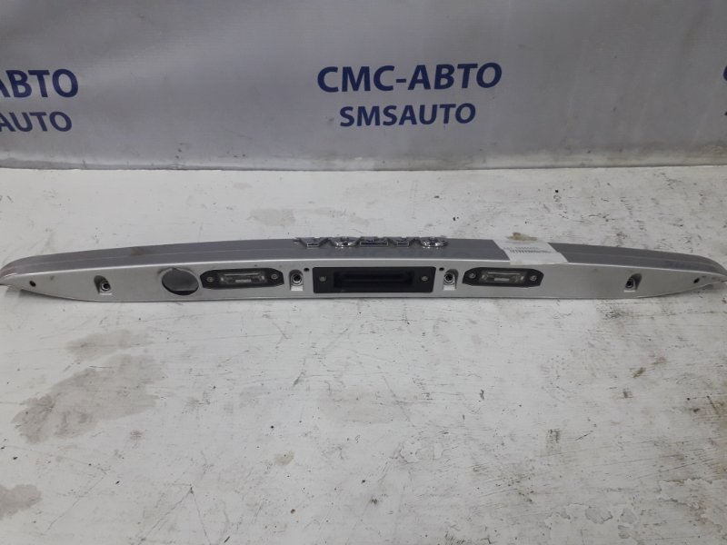 Накладка крышки багажника Volvo V50