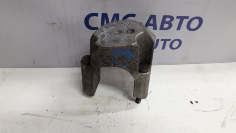 Запчасть кронштейн двс Volvo XC90 2007-2012 ХС90 3.2 30680590 контрактная Кронштейн ДВС Volvo XC90 2007-2012 ХС90 3.2 30680590 контрактная