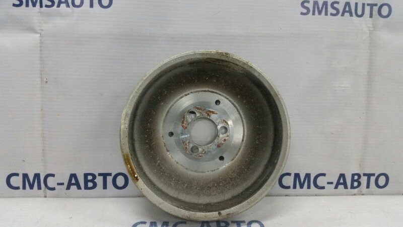 Шкив помпы Audi A6 C7 3.0T Шкив помпы Audi A6 C7 3.0T