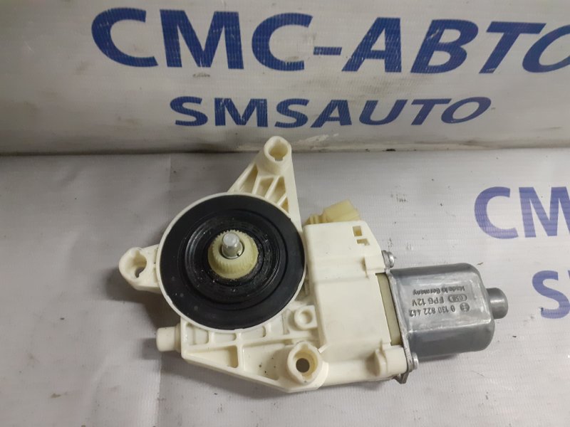 Моторчик стеклоподъемника задний правый Mercedes-Benz C-Class W204 A2048200642 контрактная