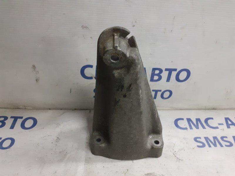 Кронштейн ДВС Mercedes-Benz C-Class W204 A6462230704 контрактная