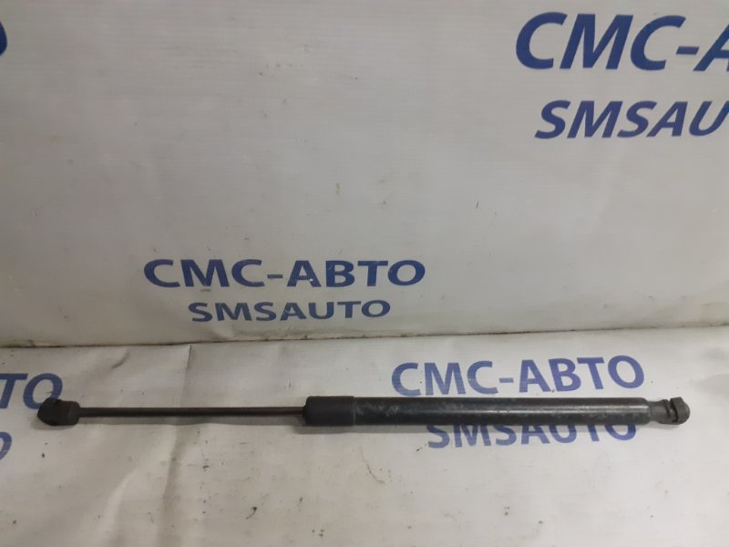 Амортизатор багажника задний Volkswagen Tiguan 2.0T 5N0827550A контрактная