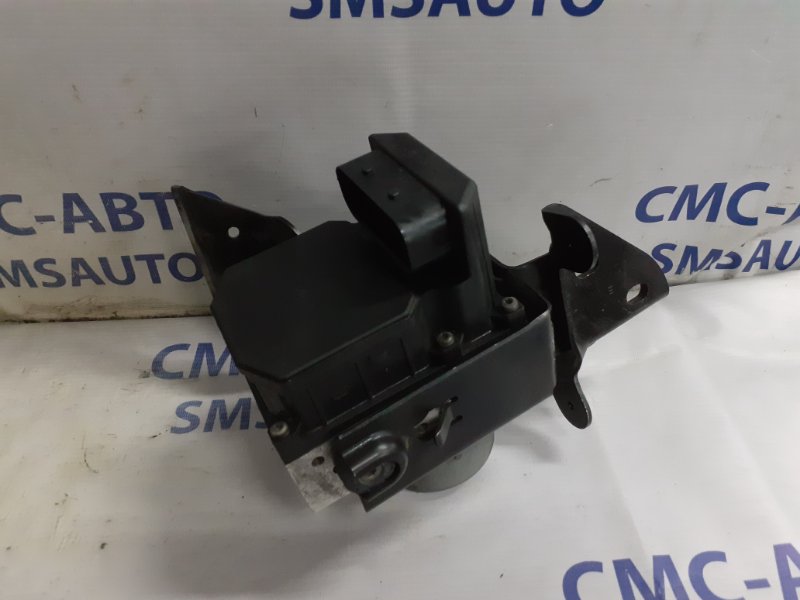 Блок abs Audi A8 S8 5.2 Блок abs Audi A8 S8 5.2