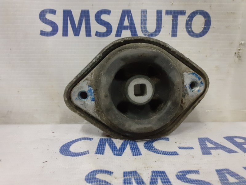 Опора акпп Audi A6 C5 Опора акпп Audi A6 C5