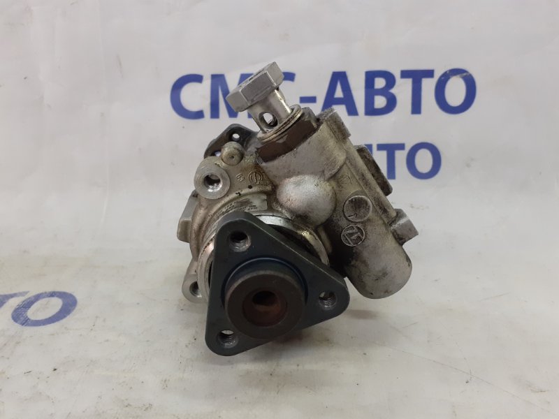 Насос гур Audi A6 C6 4F Насос гур Audi A6 C6 4F