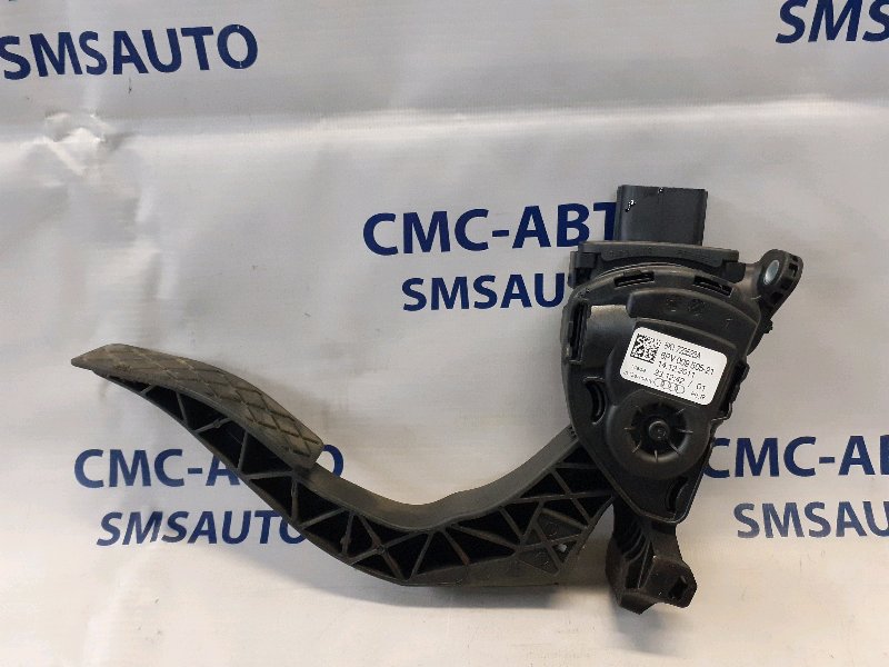 Педаль газа Audi A6 C7 2.8 Педаль газа Audi A6 C7 2.8