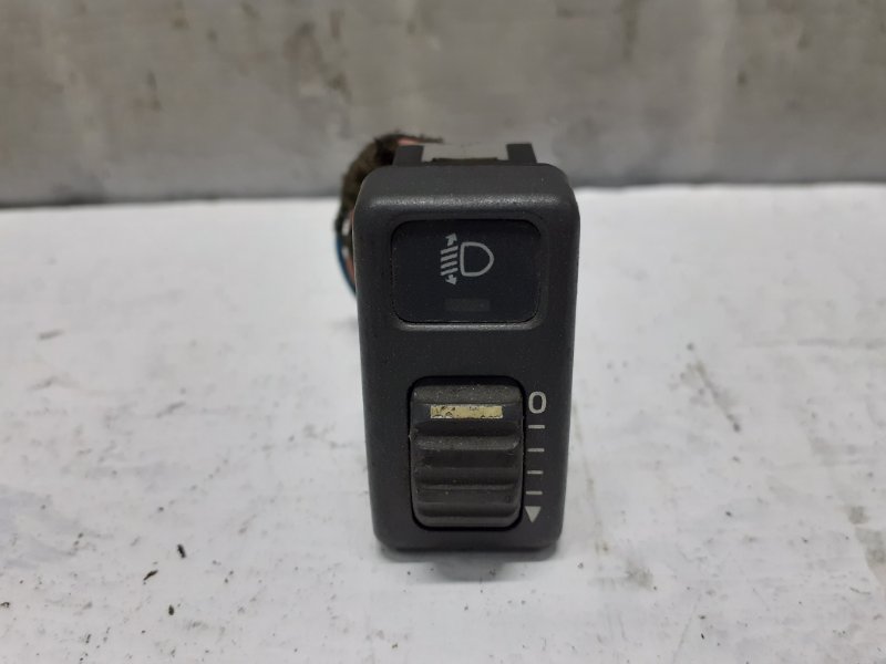 Кнопка Volvo S70 1997 Кнопка Volvo S70 1997