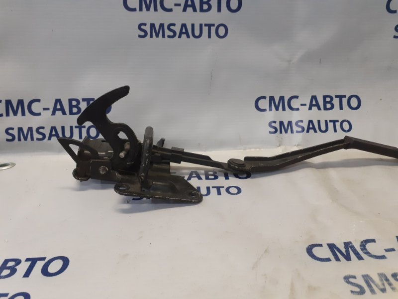 Замок капота Audi A6 C5 Замок капота Audi A6 C5