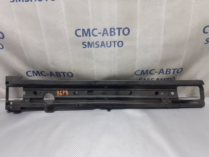 Кронштейн крепления пола багажника Volkswagen Touareg 2011-2014 NF 3.6 7P0863600 Б/У