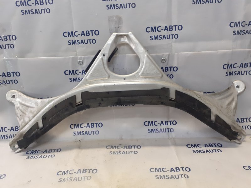 Распорка Audi A7 4G 3.0T Распорка Audi A7 4G 3.0T