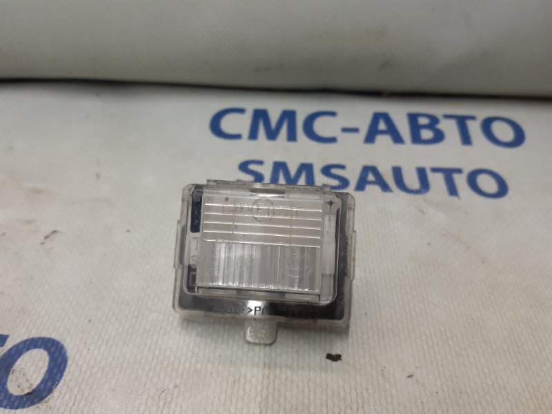 Запчасть фонарь подсветки номера задний Mercedes-Benz E-Class W212 3.0 A2218200456 контрактная Фонарь подсветки номера задний Mercedes-Benz E-Class W212 3.0 A2218200456 контрактная