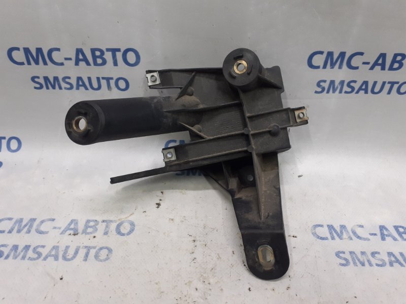 Кронштейн задний Cayenne 958 4.8. 4802