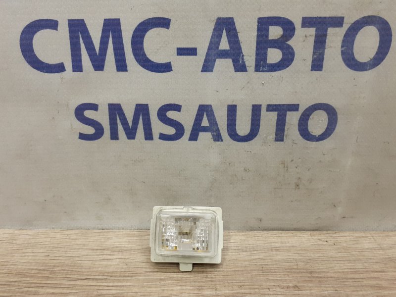 Фонарь подсветки номера задний Mercedes-Benz C-Class W204 A2218200856 контрактная