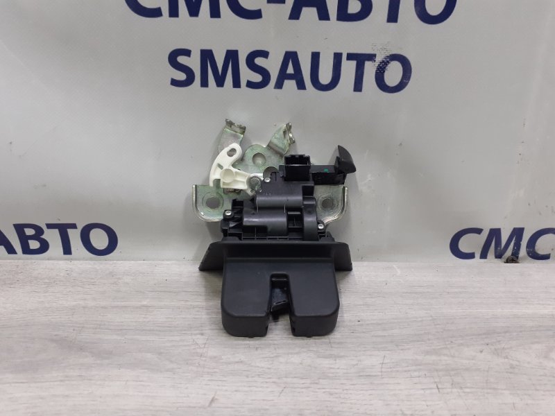 Замок багажника A7 2014 C7 3.0 CGW Замок багажника A7 2014 C7 3.0 CGW