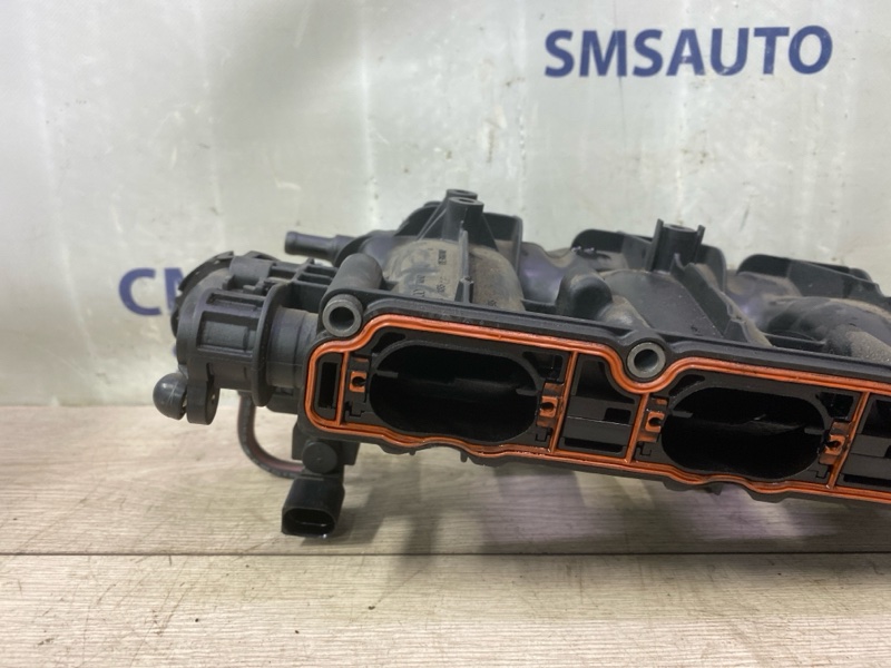 Коллектор впускной A6 2014 C7 2.0T CDN