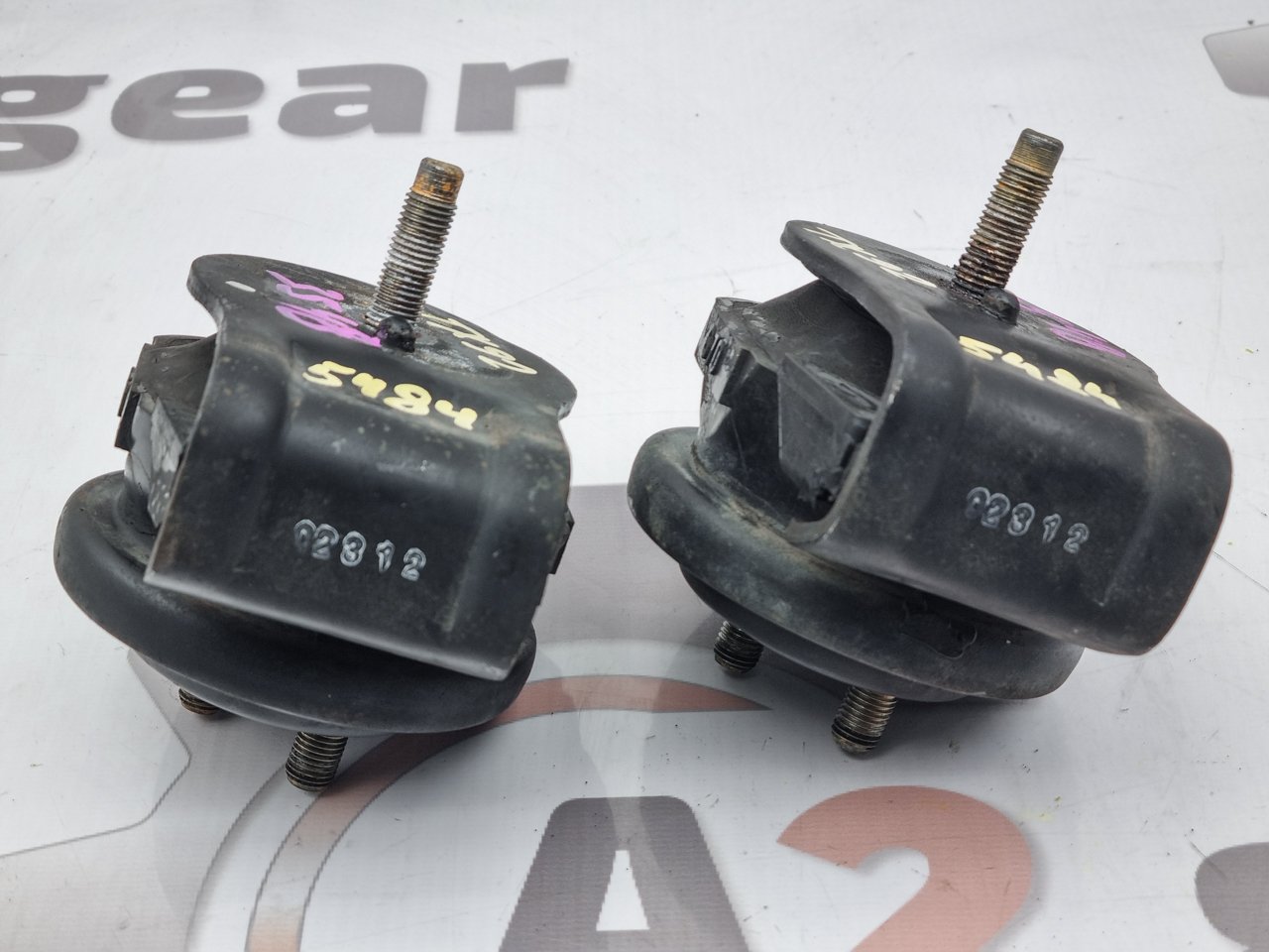 Подушка двигателя Grand Escudo 2002 TX92W H27A Подушка двигателя Grand Escudo 2002 TX92W H27A