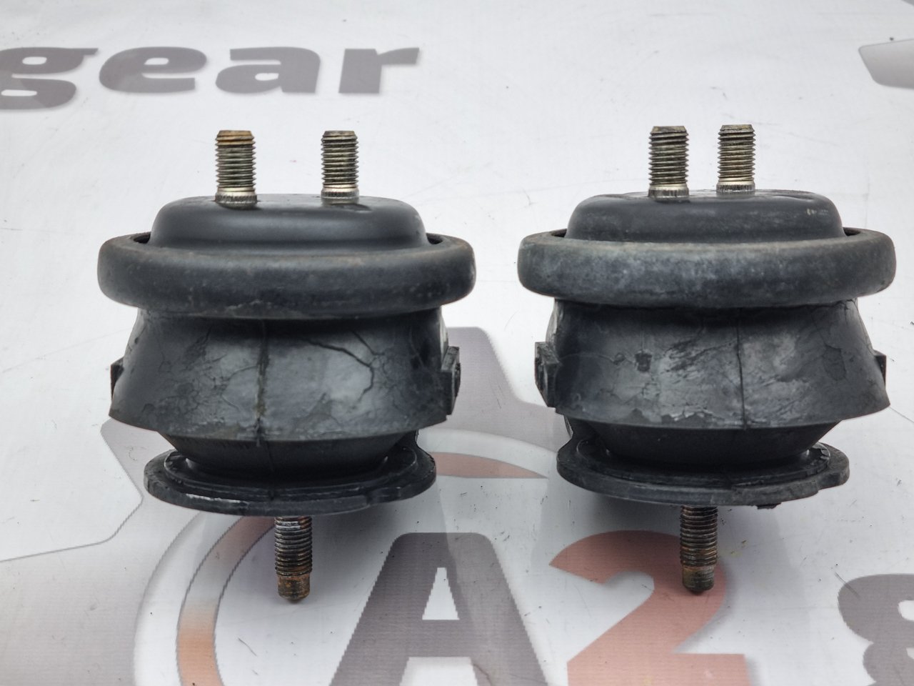 Подушка двигателя Grand Escudo 2002 TX92W H27A Подушка двигателя Grand Escudo 2002 TX92W H27A