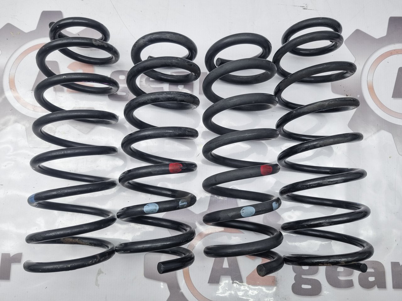 Амортизаторы комплект Grand Escudo 2002 TX92W H27A