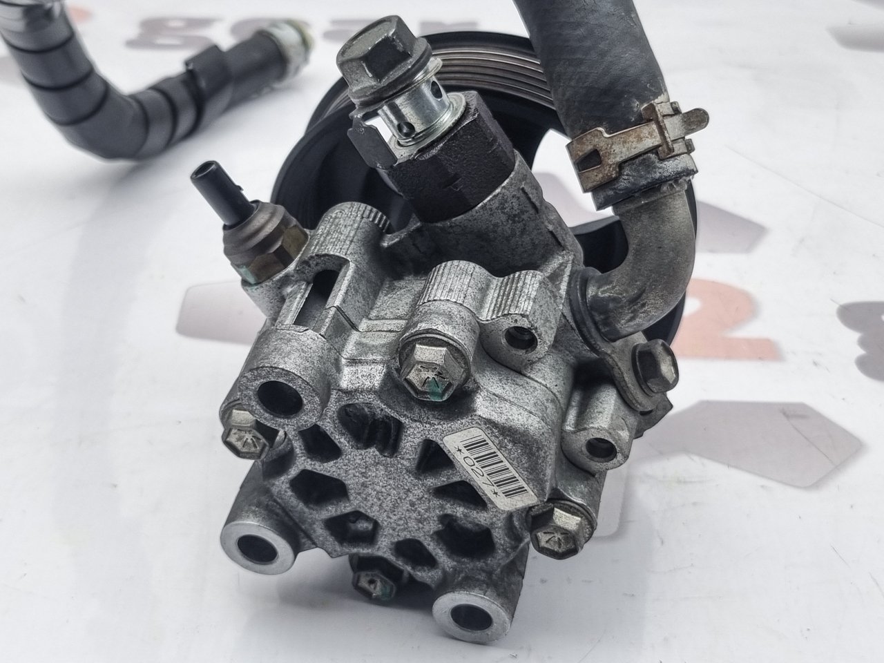 Насос гидроусилителя руля Camry 2008 ACV40 2AZ-FE Насос гидроусилителя руля Camry 2008 ACV40 2AZ-FE