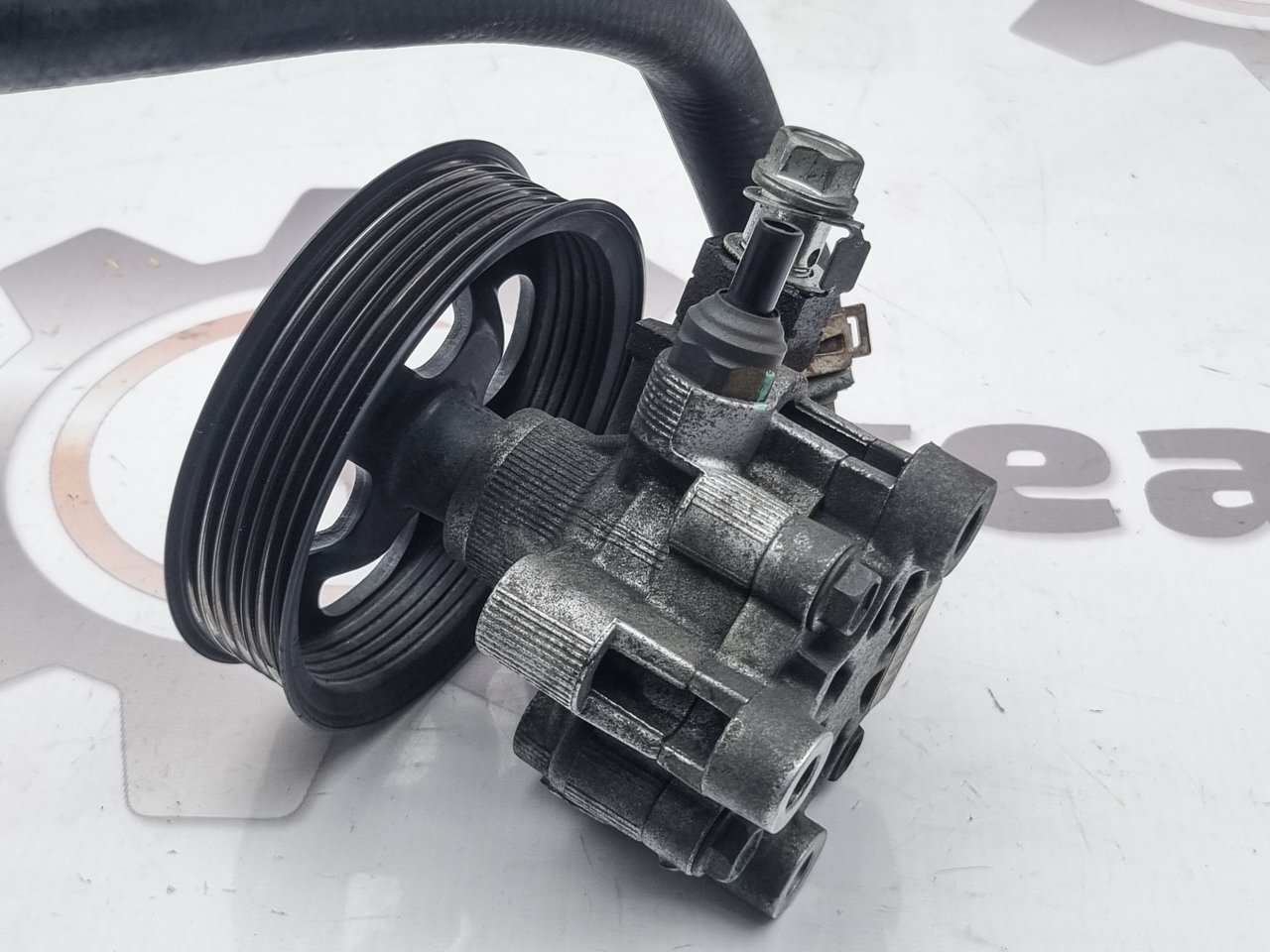 Насос гидроусилителя руля Camry 2008 ACV40 2AZ-FE Насос гидроусилителя руля Camry 2008 ACV40 2AZ-FE