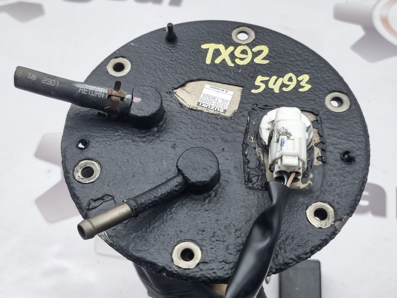 Топливный насос в сборе Grand Escudo 2002 TX92W H27A