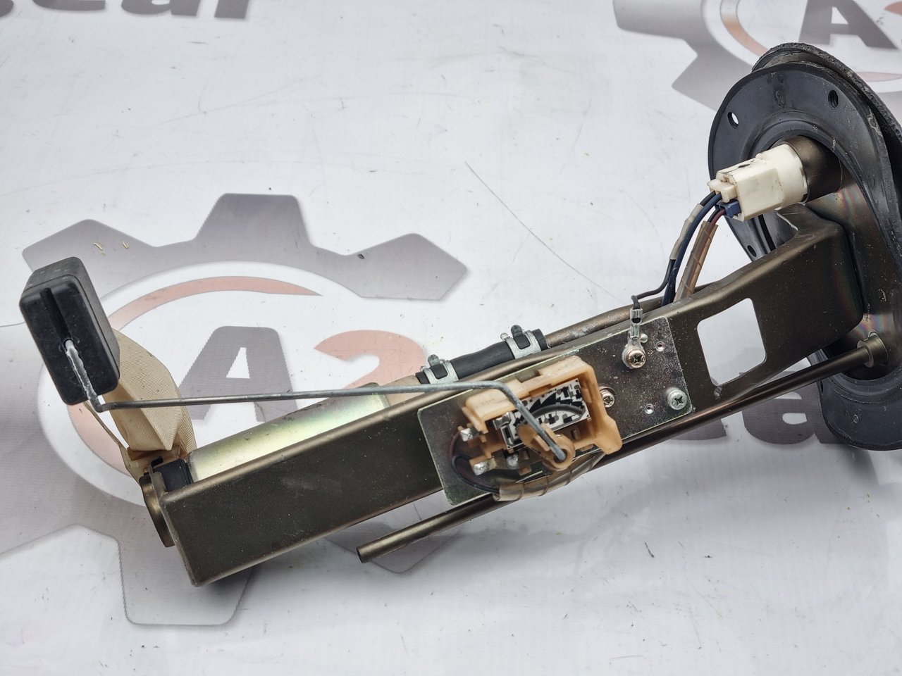 Топливный насос в сборе Grand Escudo 2002 TX92W H27A