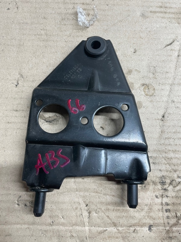 Кронштейн блока ABS VOLKSWAGEN Golf 6 2010 6 CAXA 1k0614235d Б/У