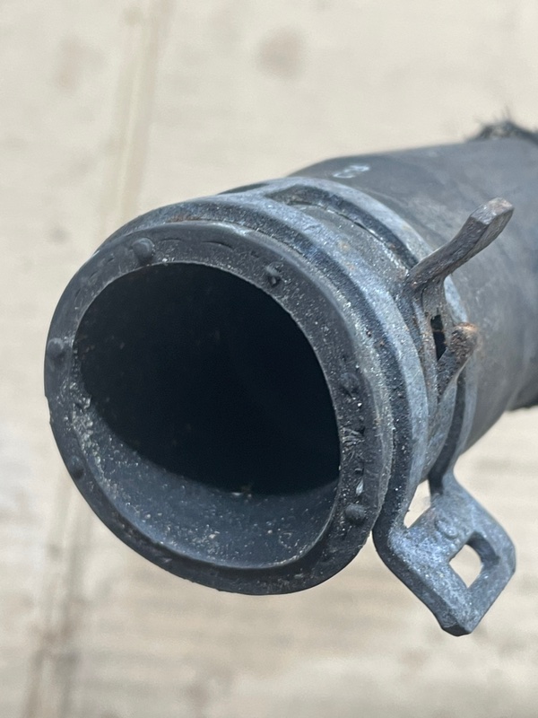 Патрубок системы охлаждения FORD MONDEO 5 CE Лифтбэк UNCE Патрубок системы охлаждения FORD MONDEO 5 CE Лифтбэк UNCE