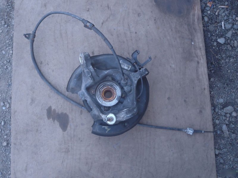 Ступица задняя правая CELSIOR UCF30 3UZFE