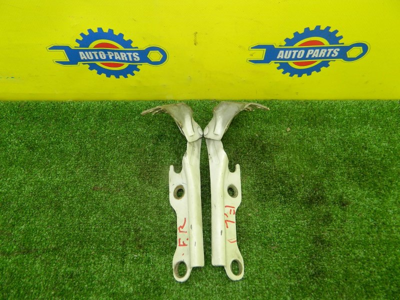 Петля капота TOYOTA CAMRY PROMINENT VZV20 контрактная