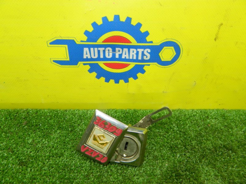 Личинка замка багажника CAMRY PROMINENT VZV20