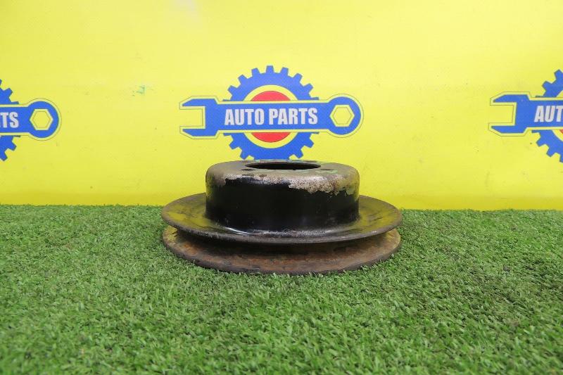 Шкив помпы MITSUBISHI DELICA P25W 4D56